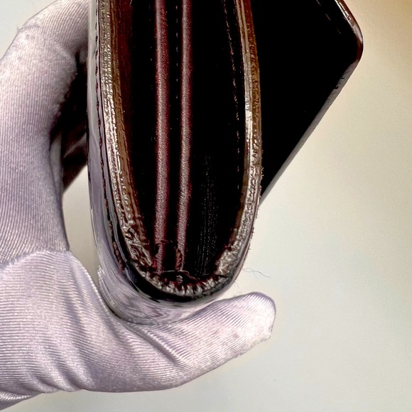 🔥LOUIS VUITTON Vernis Sarah Wallet - Picture 9 of 10